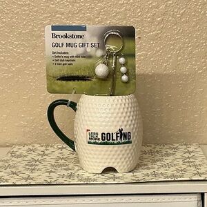 Brookstone White Golf Mug with Golf Club Keychain & 3 Mini Golf Balls